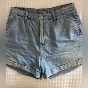 American eagle mom jean shorts